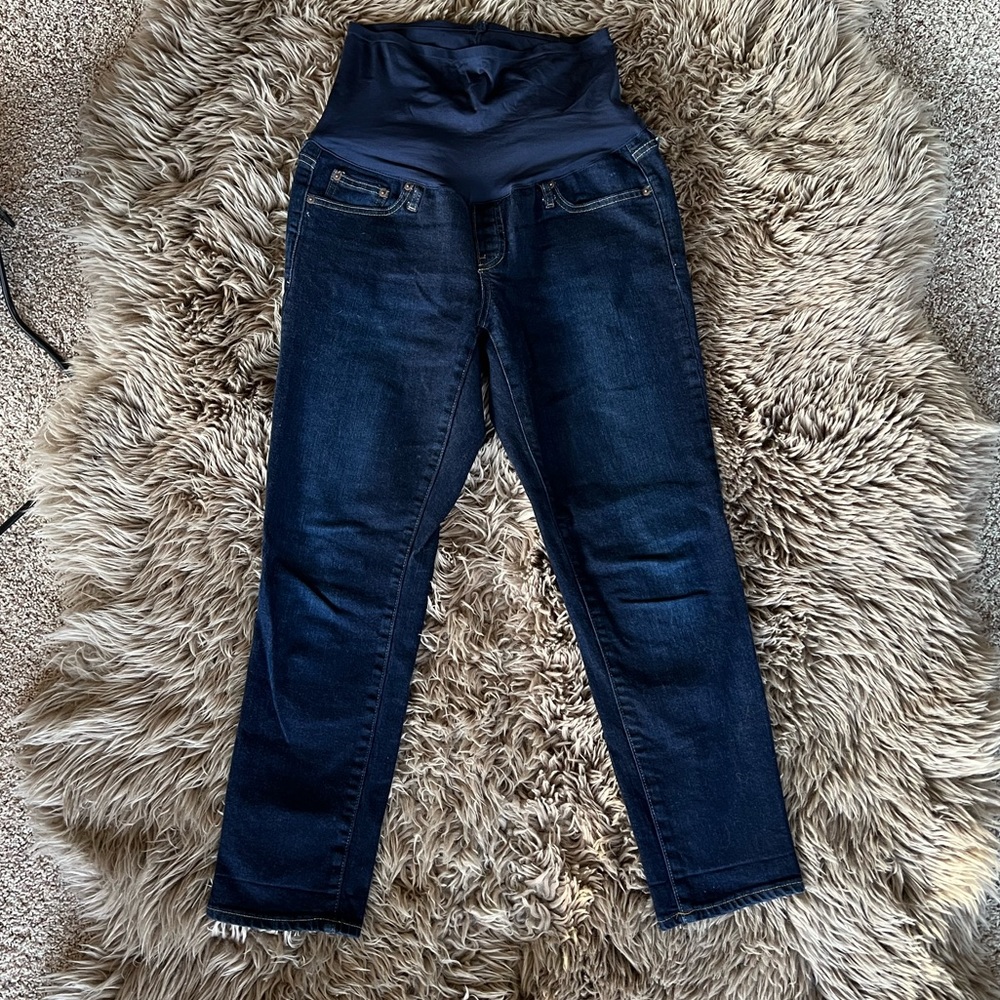 Gap maternity dark wash jeans
